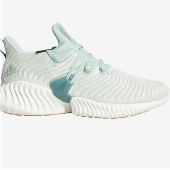 adidas Shoes - NWT Adidas alphabounce instinct w Sz 6.5